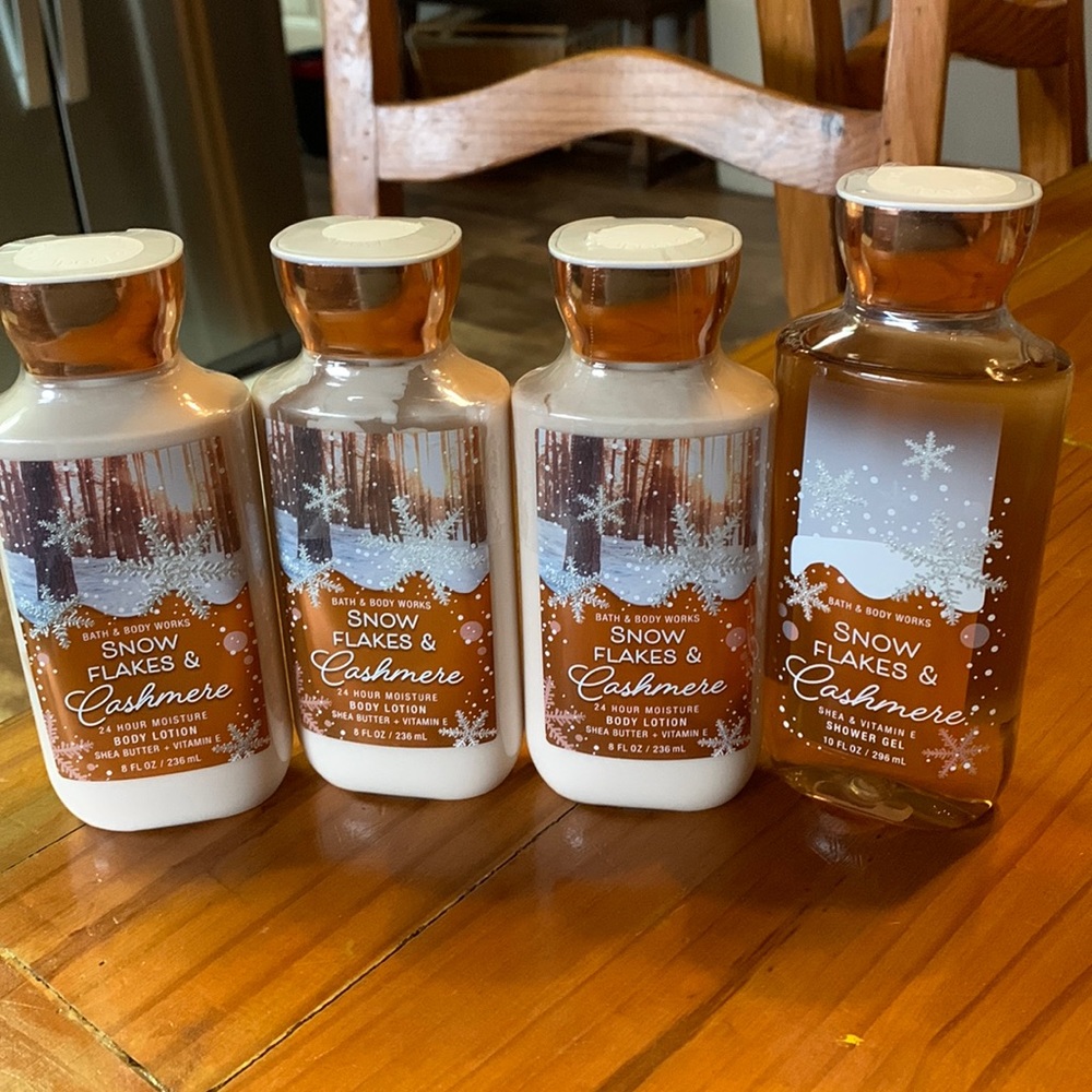 Bath & Body Works Snow Flakes & Cashmere